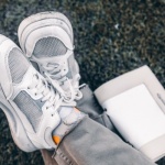 Dodaj kilka centymetrów stylu: platformowe sneakersy na każdy dzień tygodnia