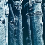 Błękitny denim wraca do gry: 10 outfitów, które odmienią twoją szafę